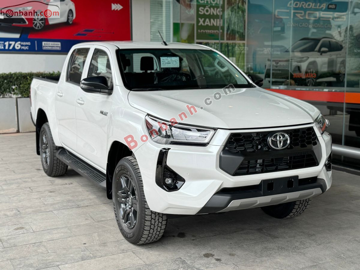 Bán ô tô Toyota Hilux 2.4L 4x2 AT - 2024 - xe mới