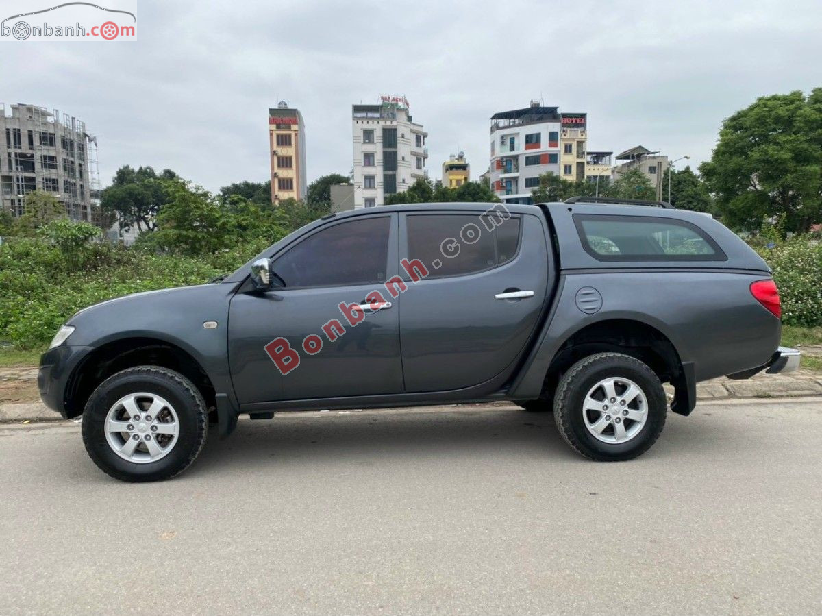 Bán ô tô Mitsubishi Triton GLX 4x2 MT - 2013 - xe cũ