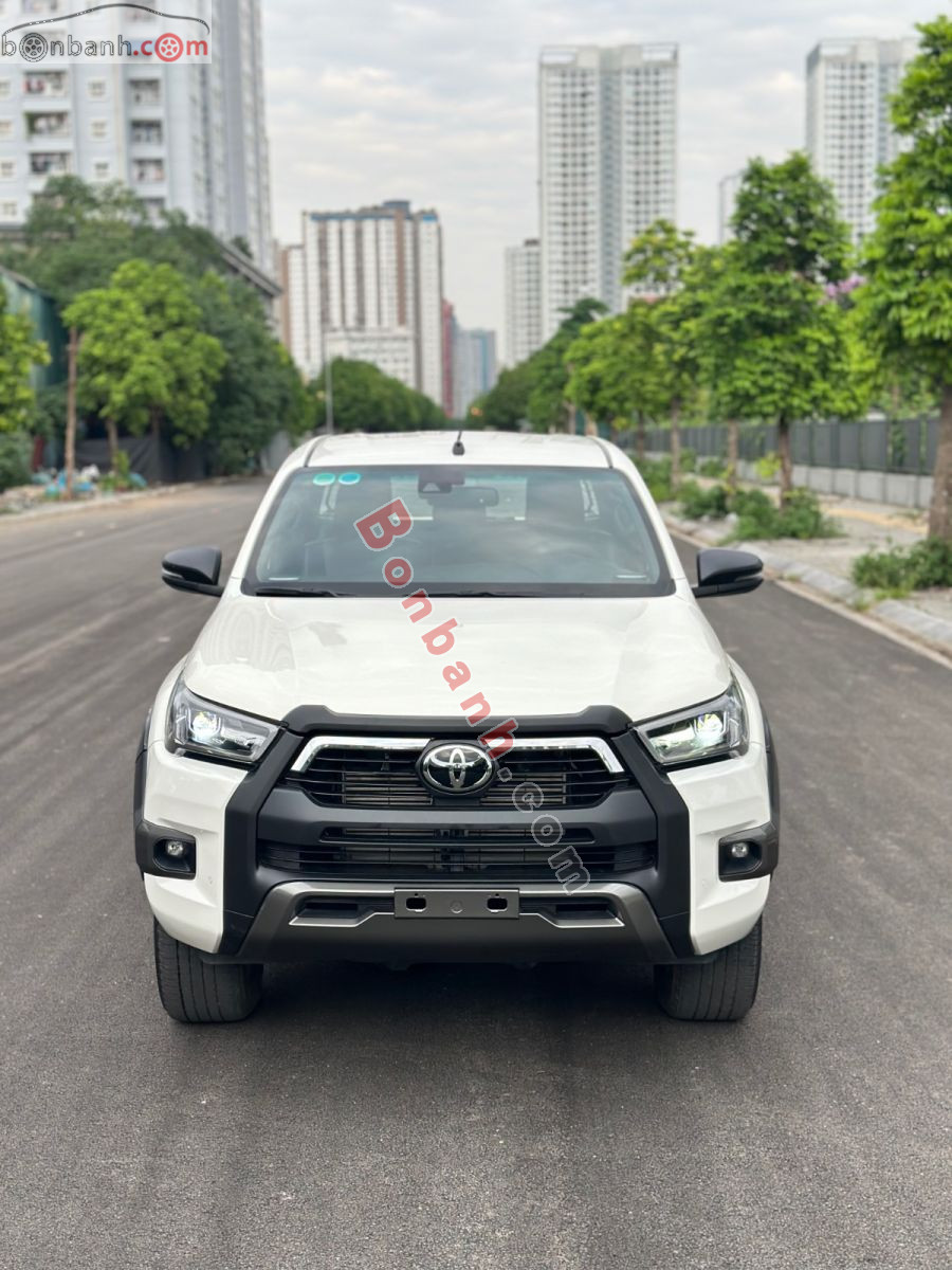 Bán ô tô Toyota Hilux 2.8L 4x4 AT - 2021 - xe cũ