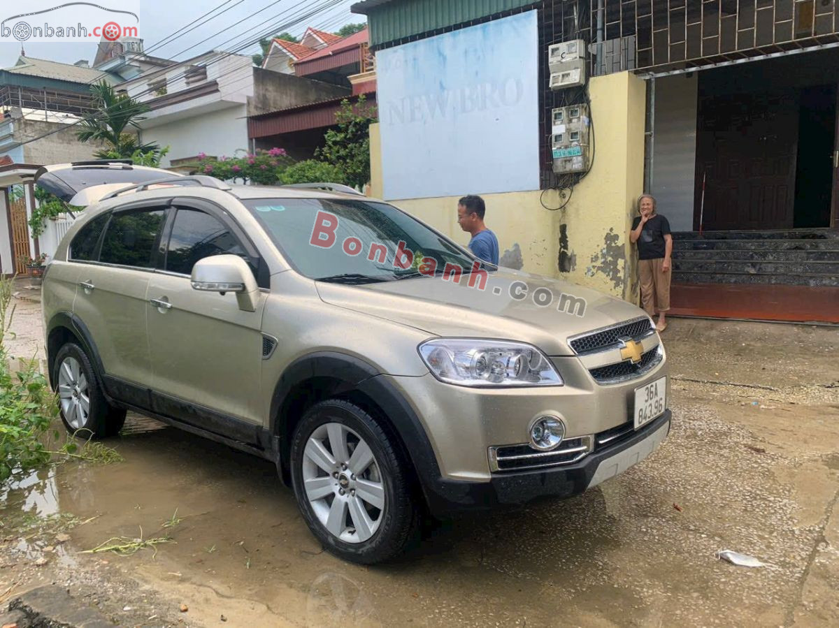 Bán ô tô Chevrolet Captiva LTZ Maxx 2.4 AT - 2010 - xe cũ