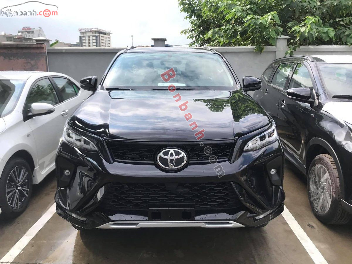 Bán ô tô Toyota Fortuner Legender 2.4L 4x2 AT - 2024 - xe mới