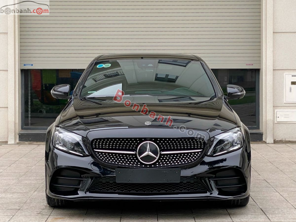 Bán ô tô Mercedes Benz C class C300 AMG - 2021 - xe cũ