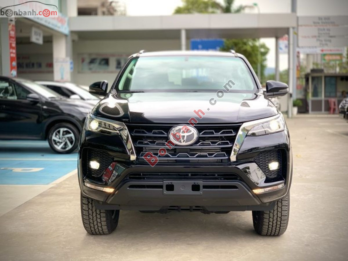 Bán ô tô Toyota Fortuner 2.4L 4x2 AT - 2024 - xe mới