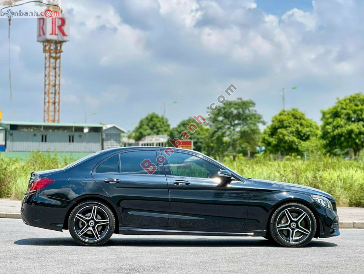 Bán ô tô Mercedes Benz C class C300 AMG - 2020 - xe cũ