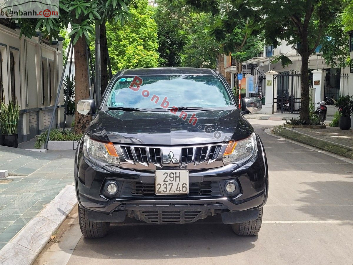 Bán ô tô Mitsubishi Triton 4x2 AT - 2019 - xe cũ