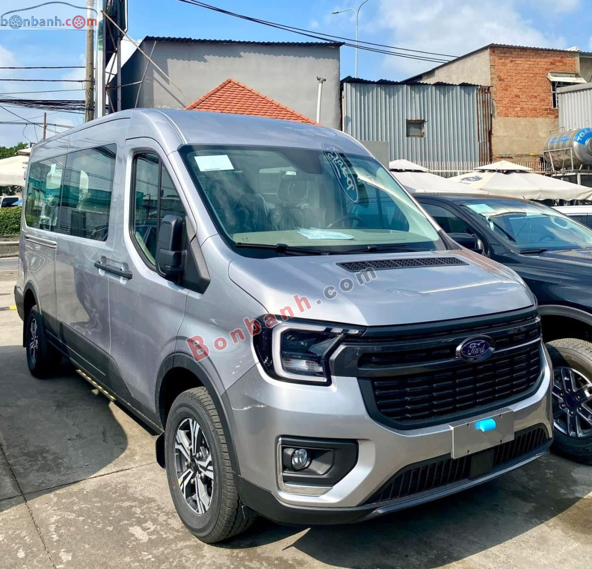 Bán ô tô Ford Transit Trend - 2024 - xe mới