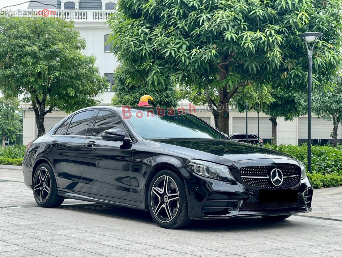 Bán ô tô Mercedes Benz C class C300 AMG - 2021 - xe cũ