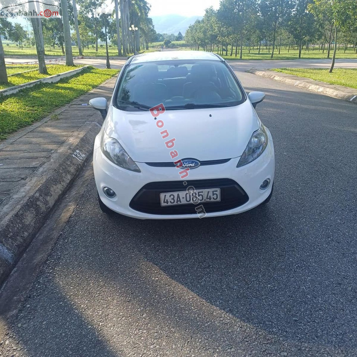 Bán ô tô Ford Fiesta 1.6 AT - 2013 - xe cũ