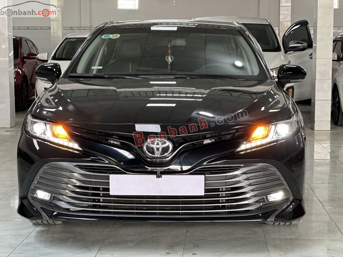 Bán ô tô Toyota Camry 2.0G - 2021 - xe cũ