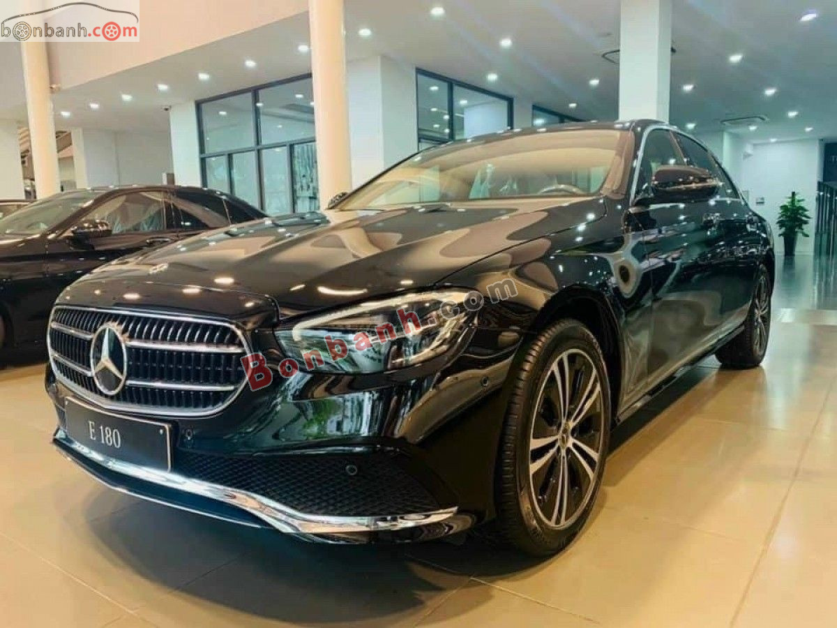 Bán ô tô Mercedes Benz E class E180 - 2024 - xe mới