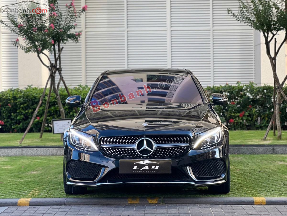 Bán ô tô Mercedes Benz C class C300 AMG - 2018 - xe cũ