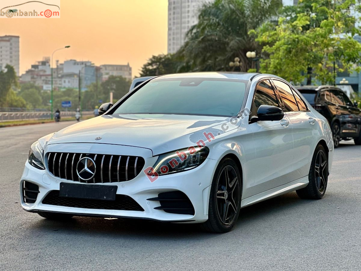 Bán ô tô Mercedes Benz C class C300 AMG - 2019 - xe cũ