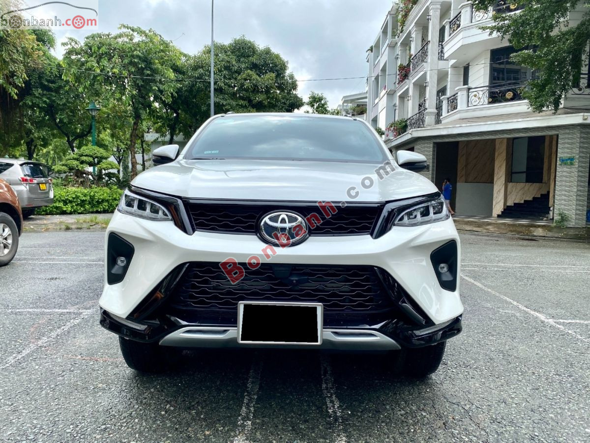 Bán ô tô Toyota Fortuner 2.4G 4x2 AT Legender - 2021 - xe cũ