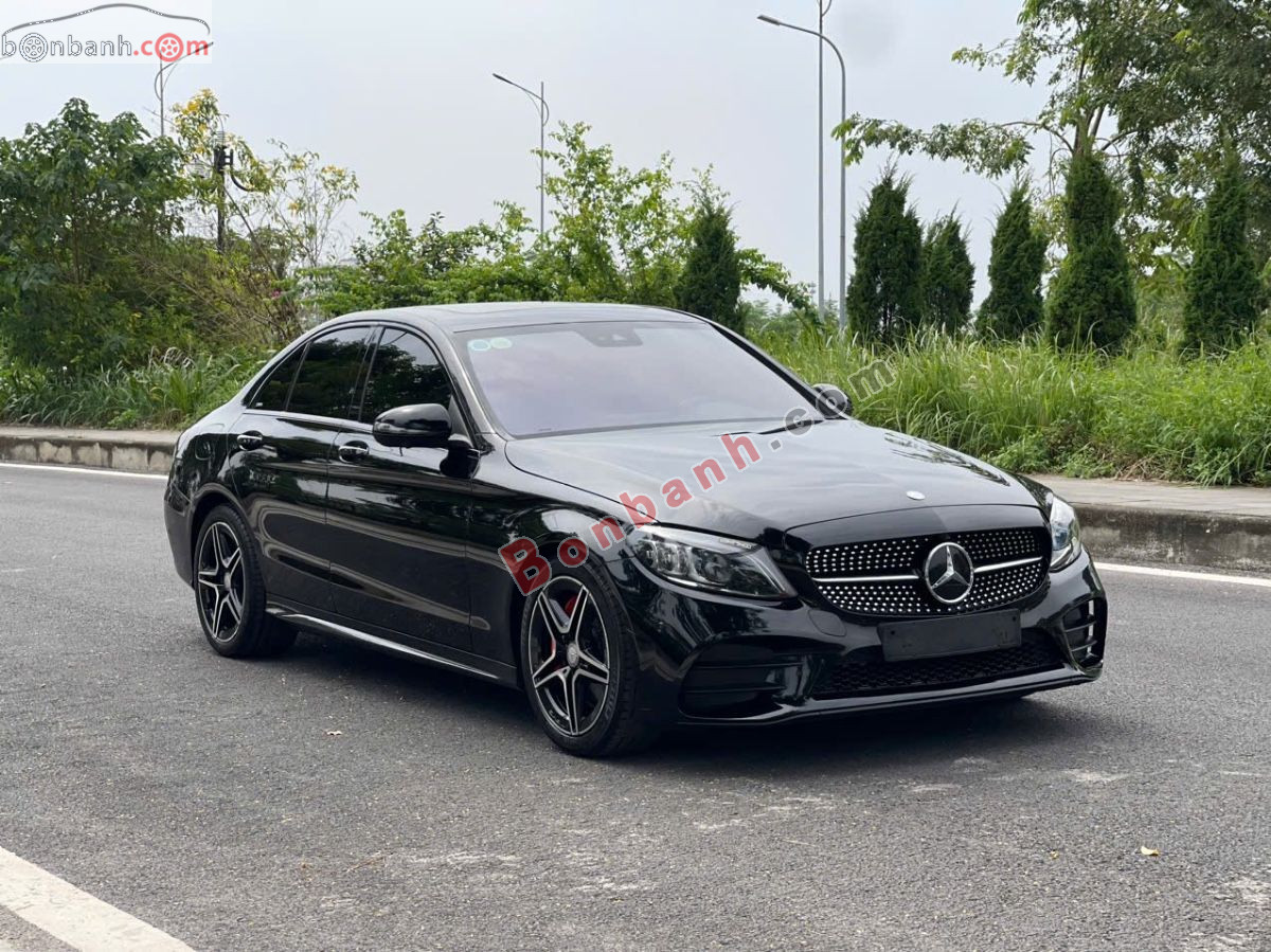 Bán ô tô Mercedes Benz C class C300 AMG - 2018 - xe cũ