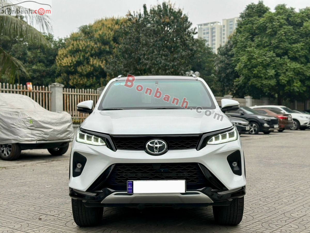 Bán ô tô Toyota Fortuner 2.4G 4x2 AT Legender - 2021 - xe cũ