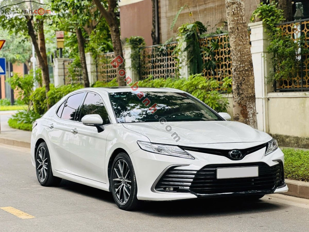 Bán ô tô Toyota Camry 2.0Q - 2022 - xe cũ