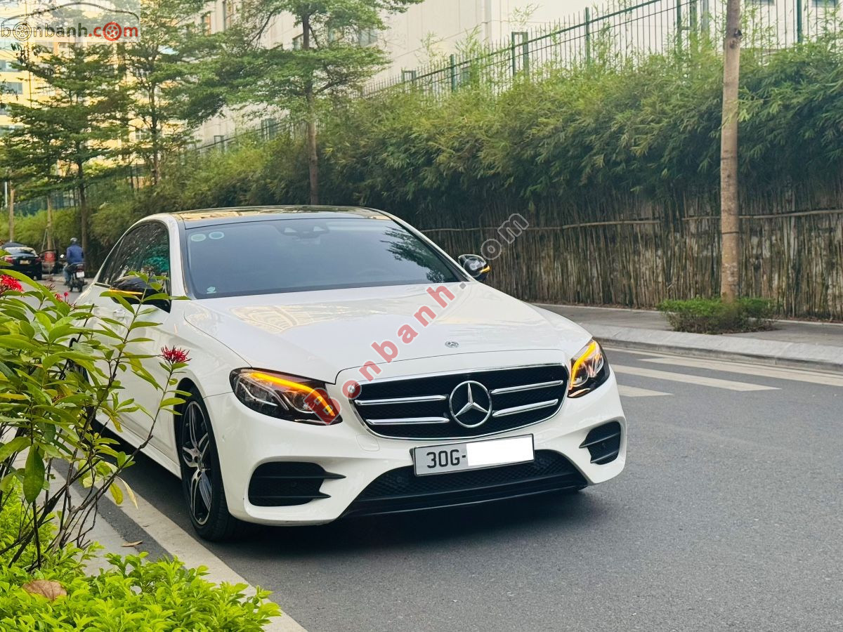 Bán ô tô Mercedes Benz E class E300 AMG - 2020 - xe cũ