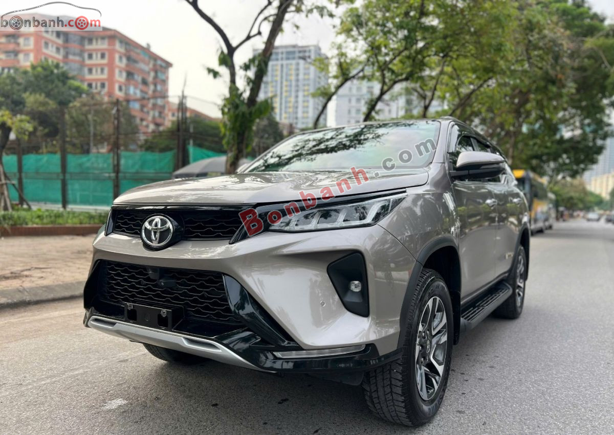 Bán ô tô Toyota Fortuner Legender 2.4L 4x2 AT - 2022 - xe cũ