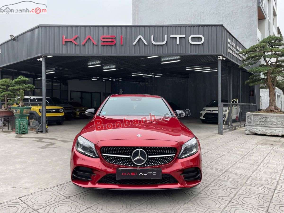 Bán ô tô Mercedes Benz C class C300 AMG - 2019 - xe cũ