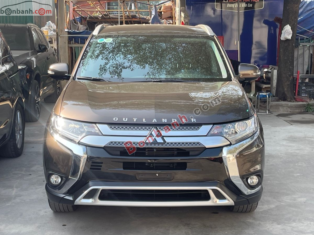 Bán ô tô Mitsubishi Outlander 2.0 CVT - 2021 - xe cũ