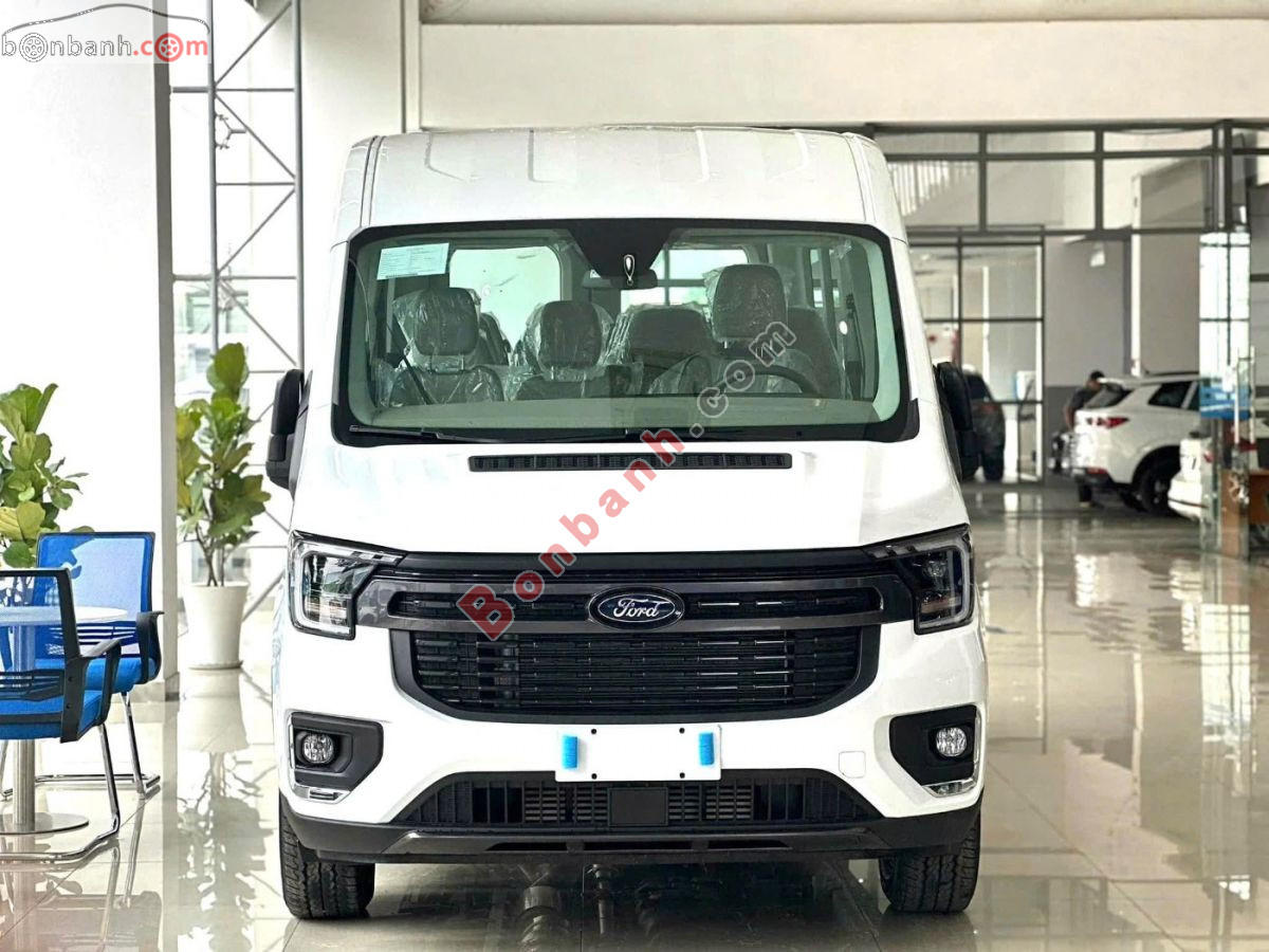 Bán ô tô Ford Transit Trend - 2025 - xe mới