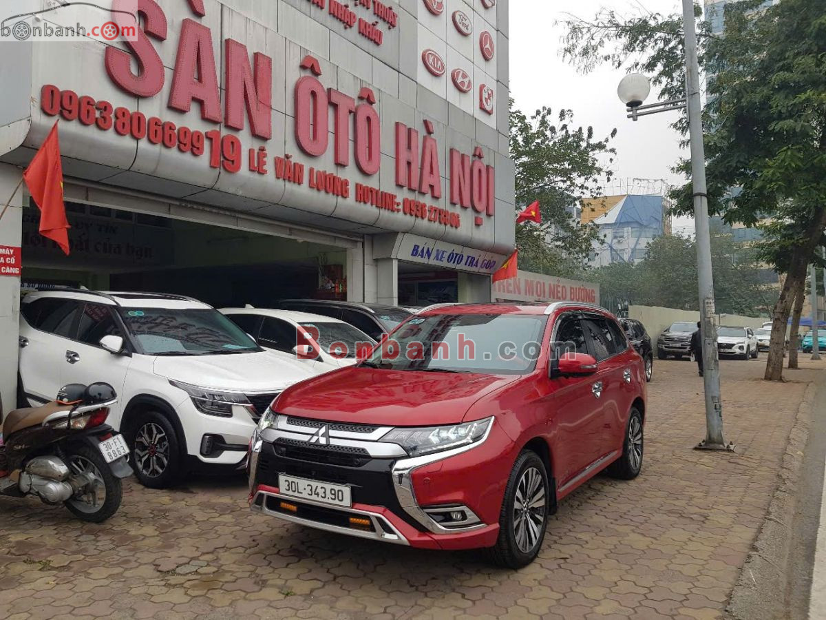 Bán ô tô Mitsubishi Outlander Premium 2.0 CVT - 2023 - xe cũ