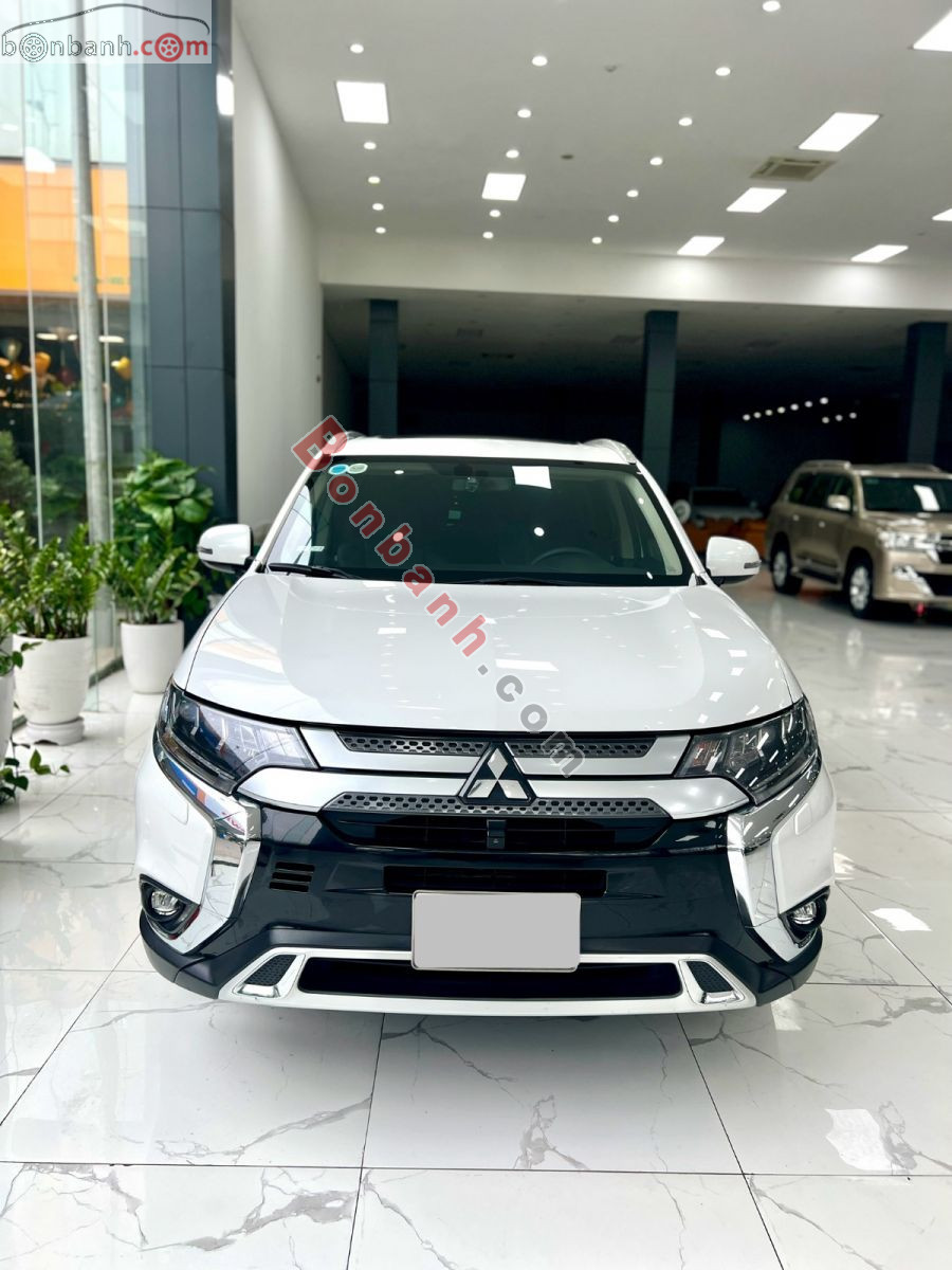 Bán ô tô Mitsubishi Outlander 2.0 CVT Premium - 2020 - xe cũ