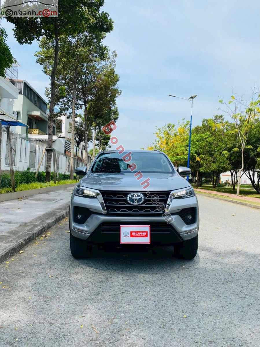 Bán ô tô Toyota Fortuner 2.4L 4x2 AT - 2022 - xe cũ