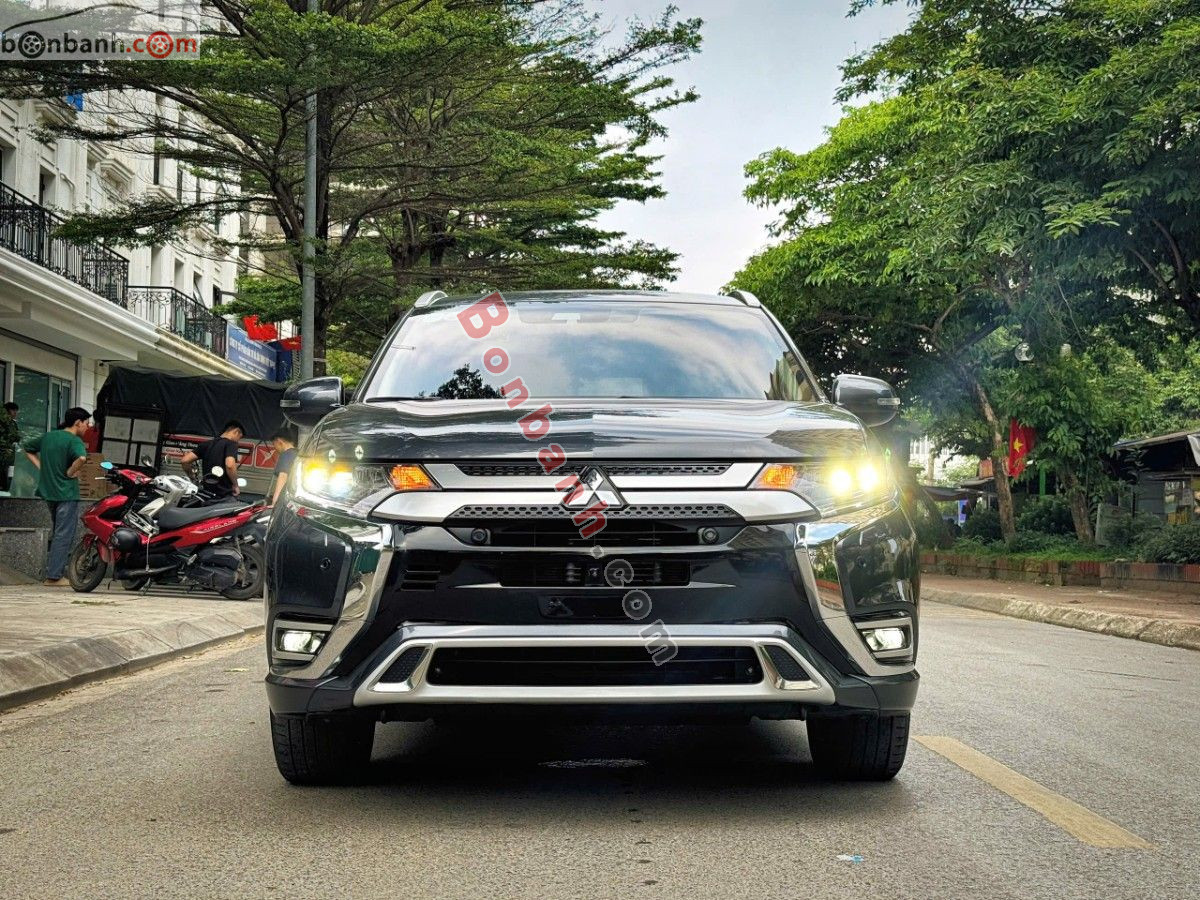 Bán ô tô Mitsubishi Outlander Premium 2.0 CVT - 2022 - xe cũ