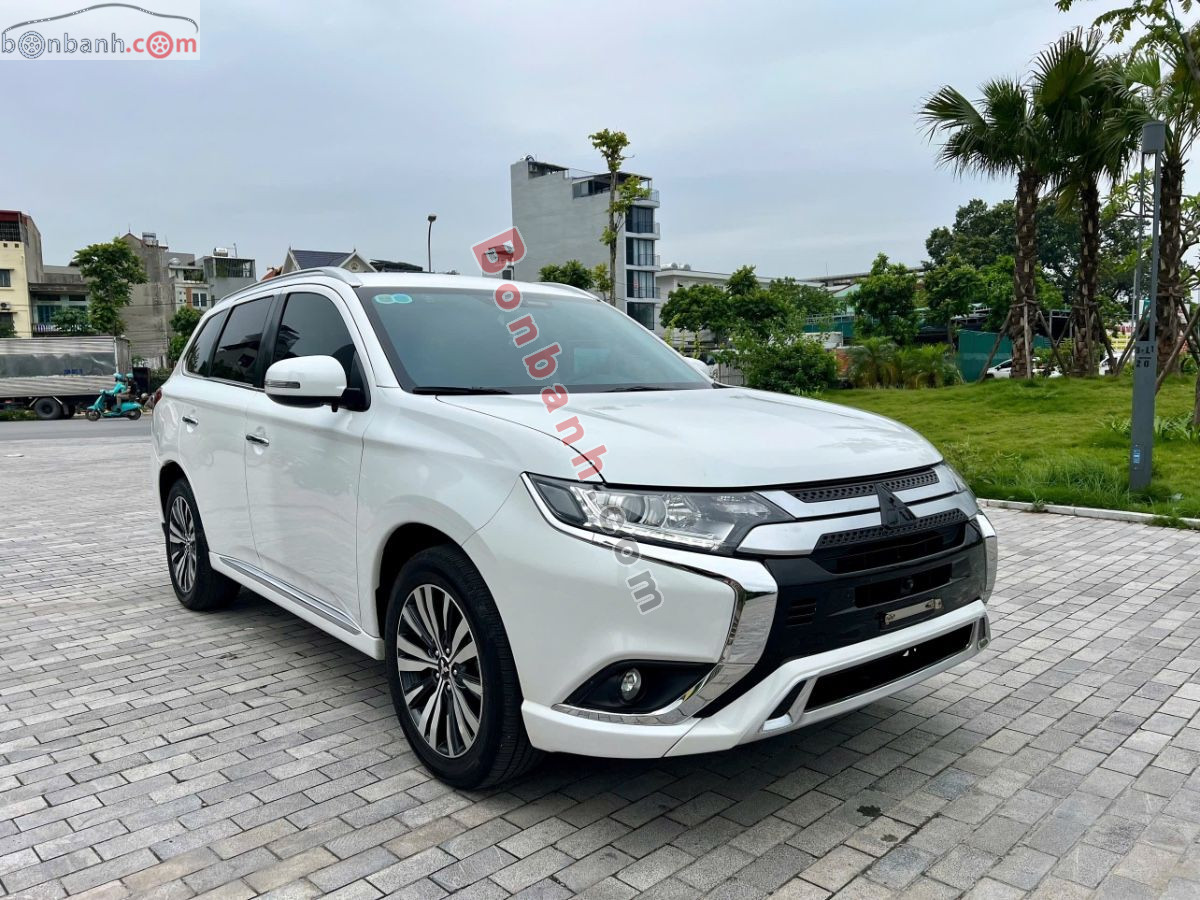 Bán ô tô Mitsubishi Outlander 2.0 CVT - 2022 - xe cũ