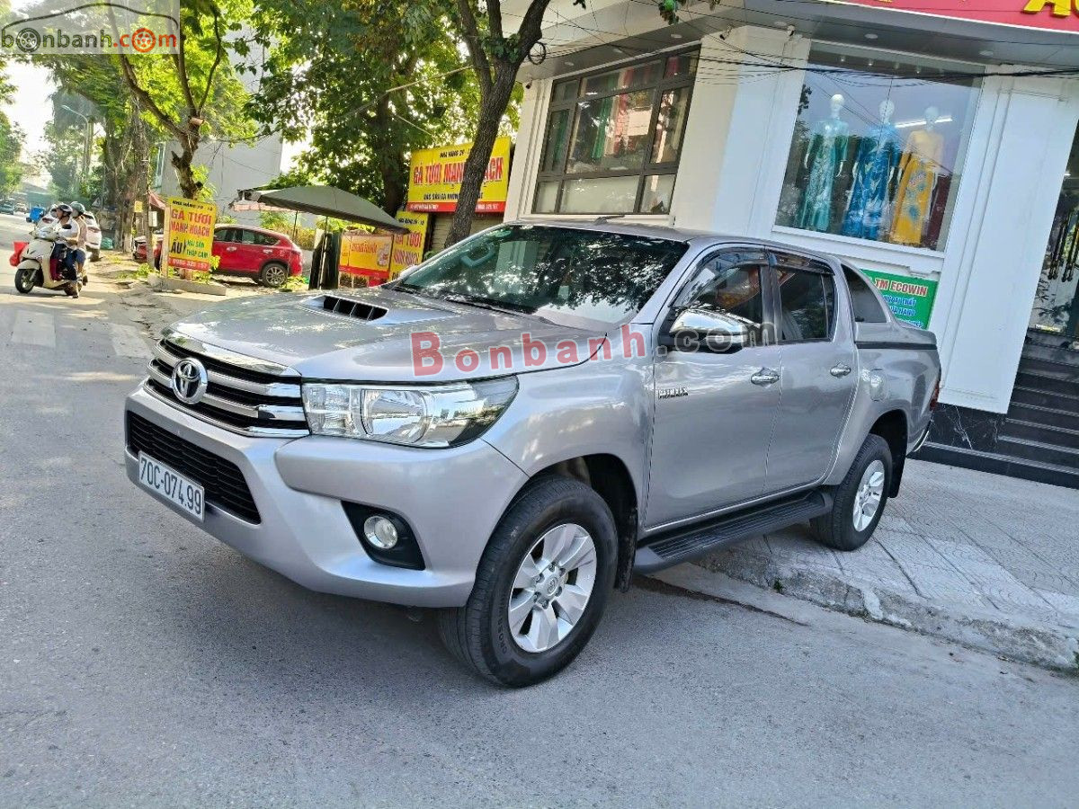 Bán ô tô Toyota Hilux 3.0G 4x4 MT - 2015 - xe cũ