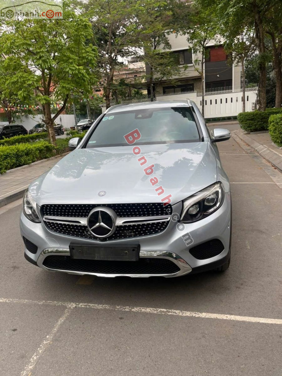 Bán ô tô Mercedes Benz GLC 250 4Matic - 2017 - xe cũ