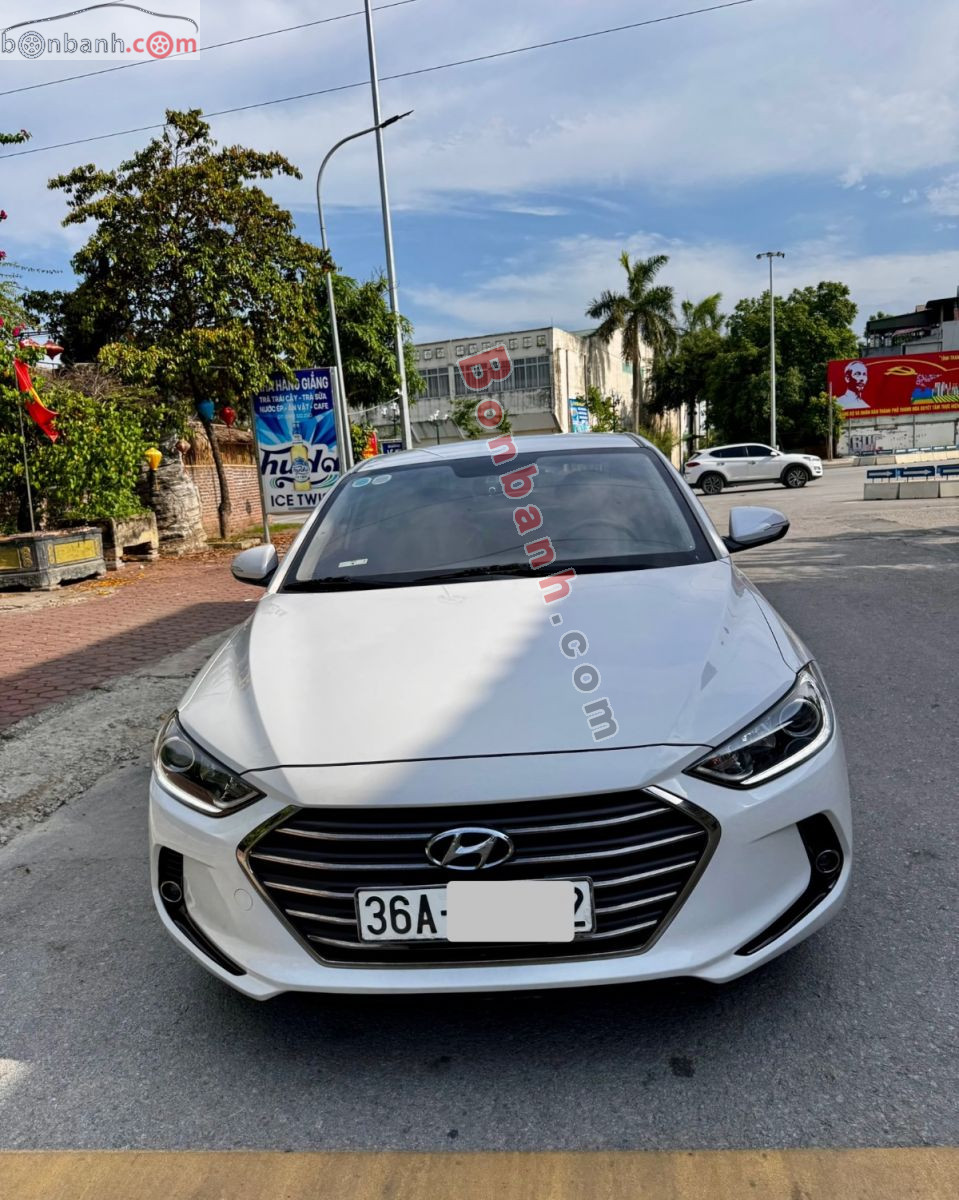 Bán ô tô Hyundai Elantra 1.6 MT - 2018 - xe cũ