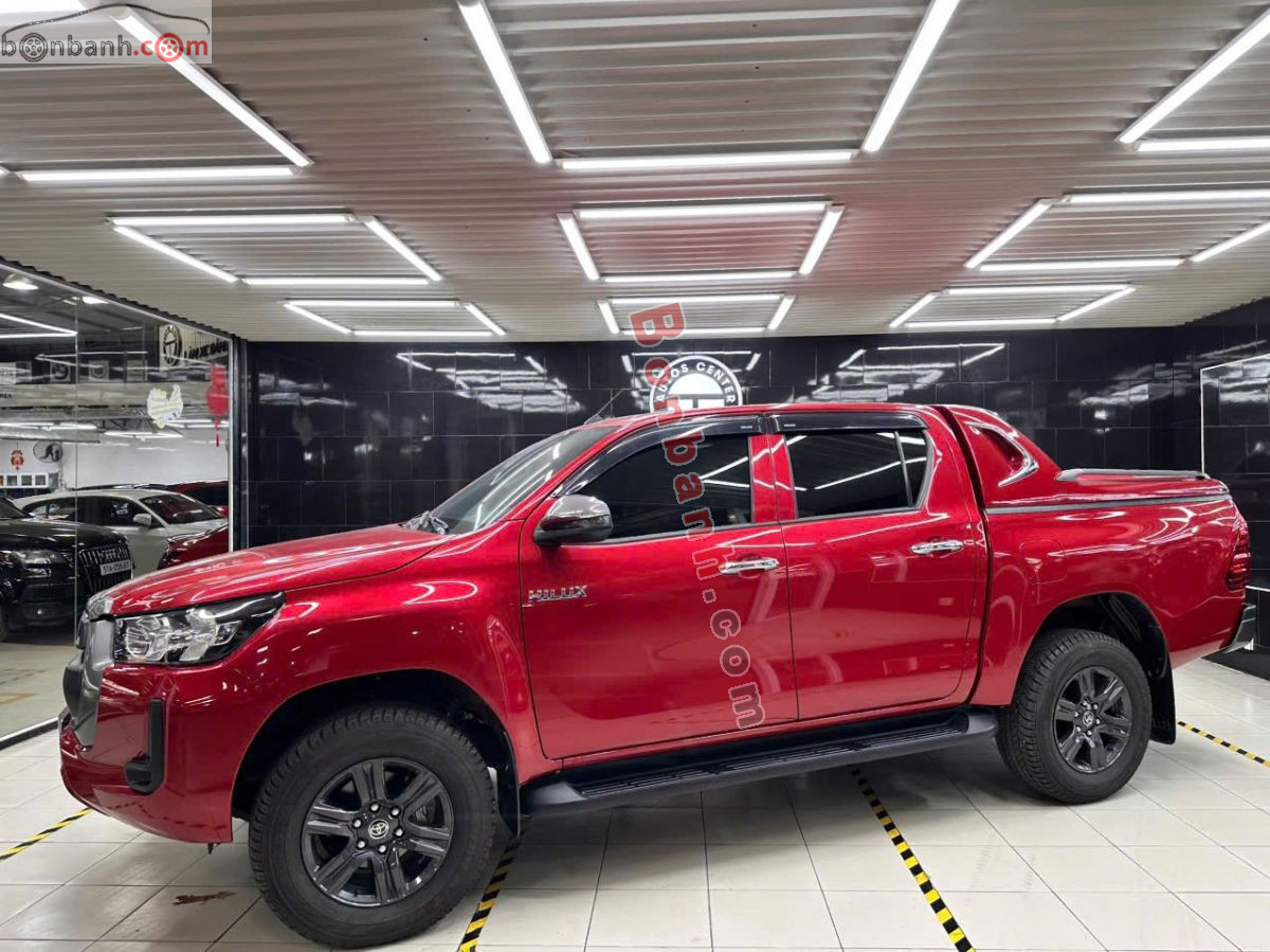 Bán ô tô Toyota Hilux 2.4L 4x2 AT - 2021 - xe cũ