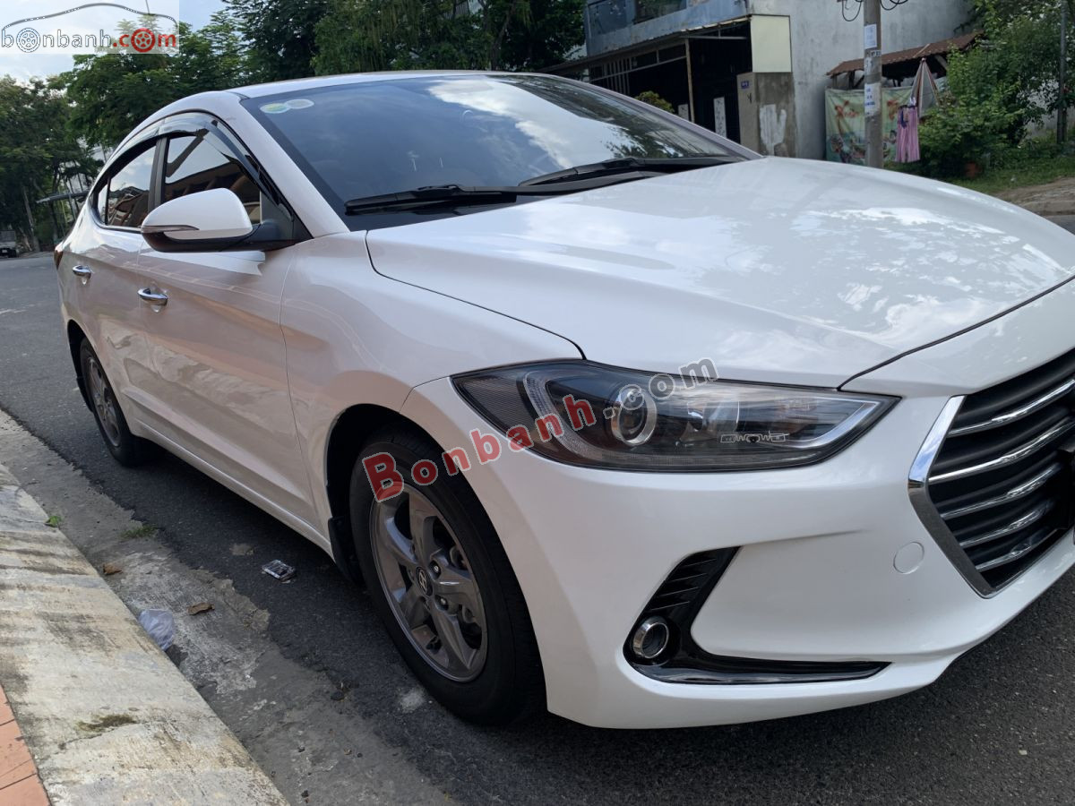 Bán ô tô Hyundai Elantra 1.6 MT - 2018 - xe cũ
