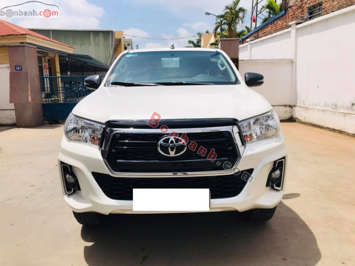 Bán ô tô Toyota Hilux 2.4L 4x2 AT - 2021 - xe cũ
