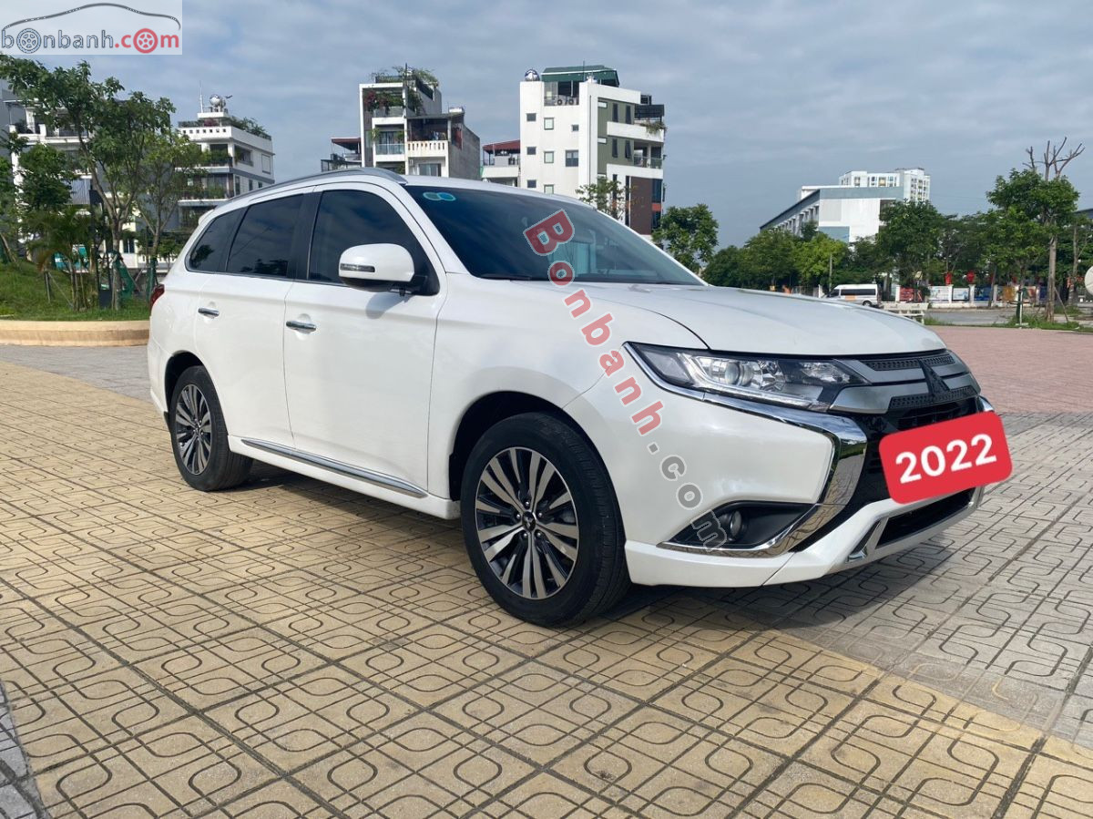 Bán ô tô Mitsubishi Outlander 2.0 CVT - 2022 - xe cũ