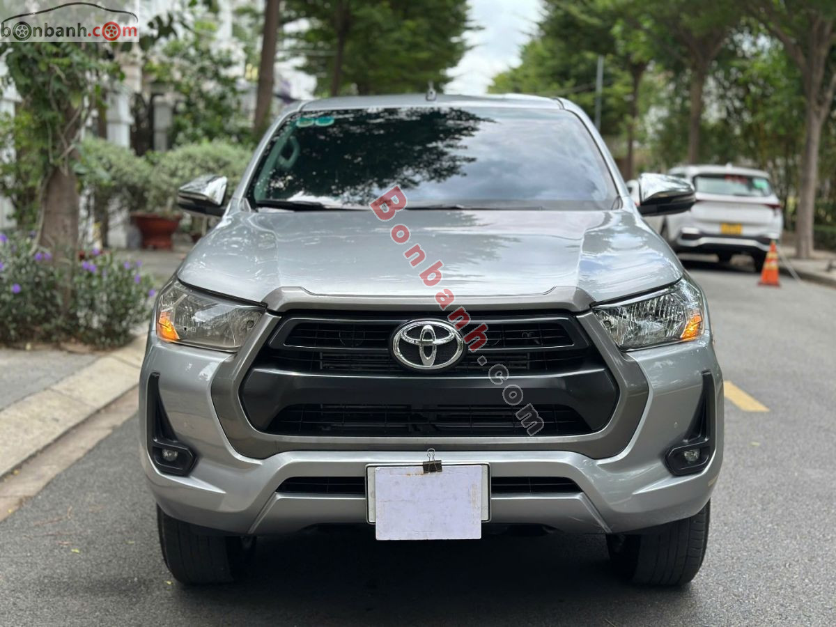 Bán ô tô Toyota Hilux 2.4L 4x2 AT - 2021 - xe cũ