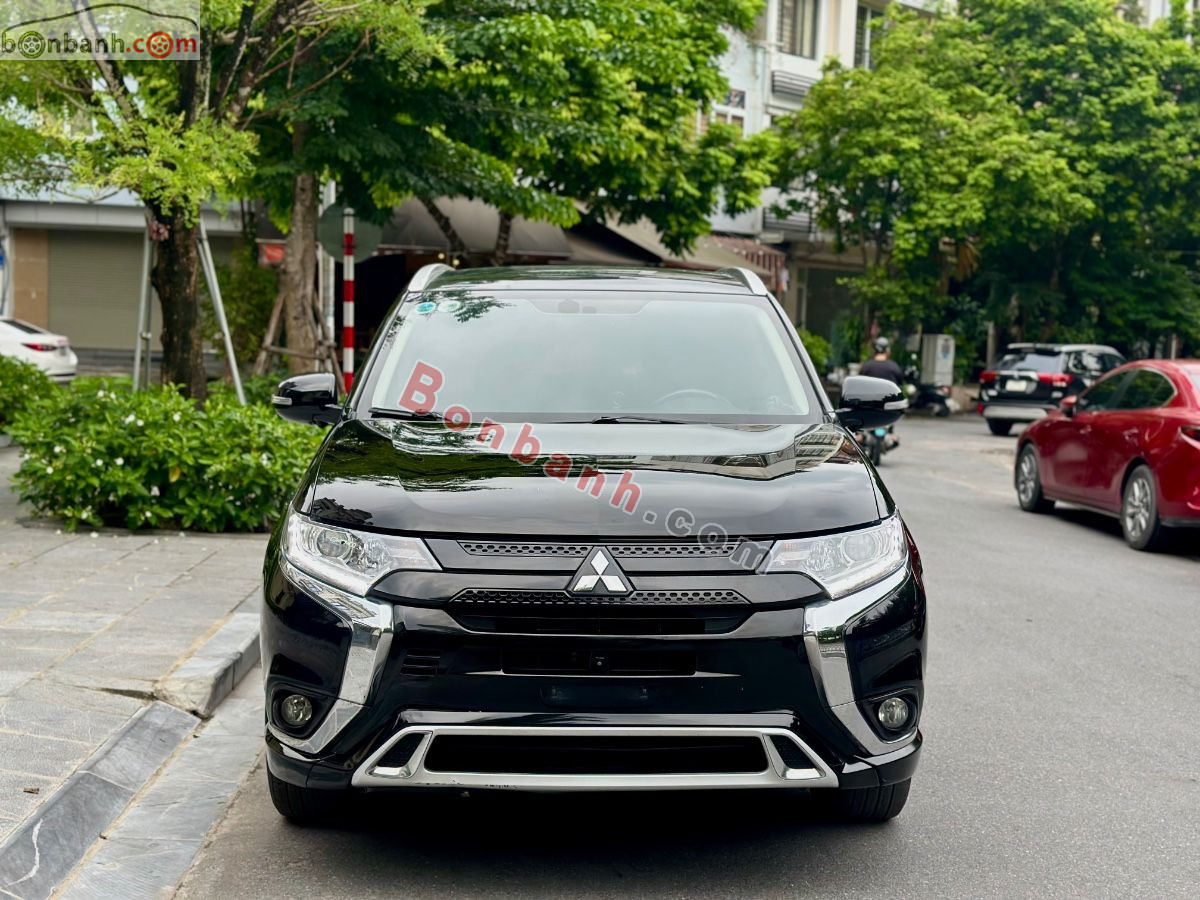 Bán ô tô Mitsubishi Outlander 2.0 CVT - 2022 - xe cũ