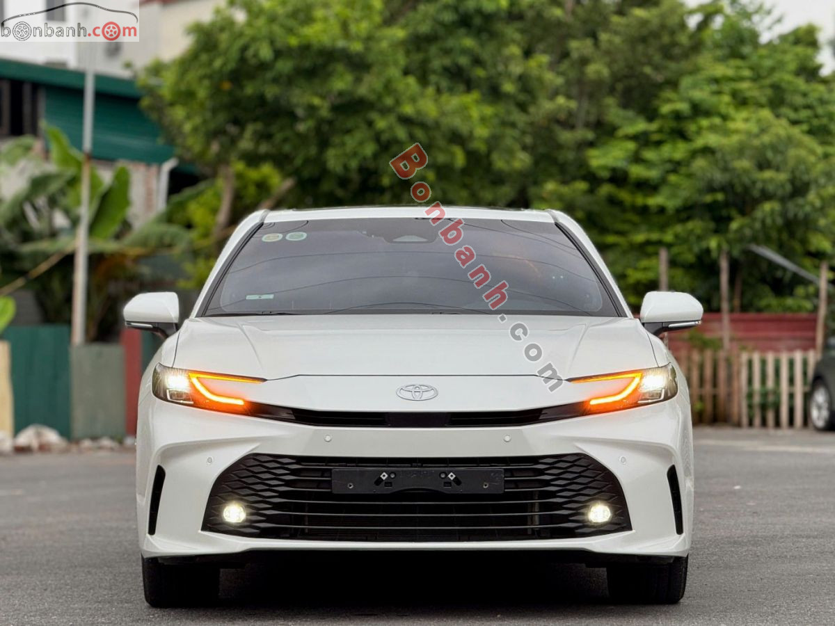 Bán ô tô Toyota Camry 2.0Q - 2025 - xe cũ