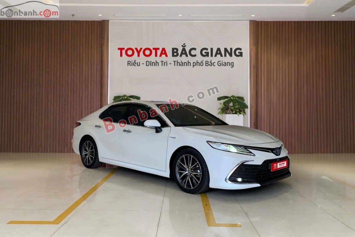 Bán ô tô Toyota Camry 2.5HV - 2022 - xe cũ