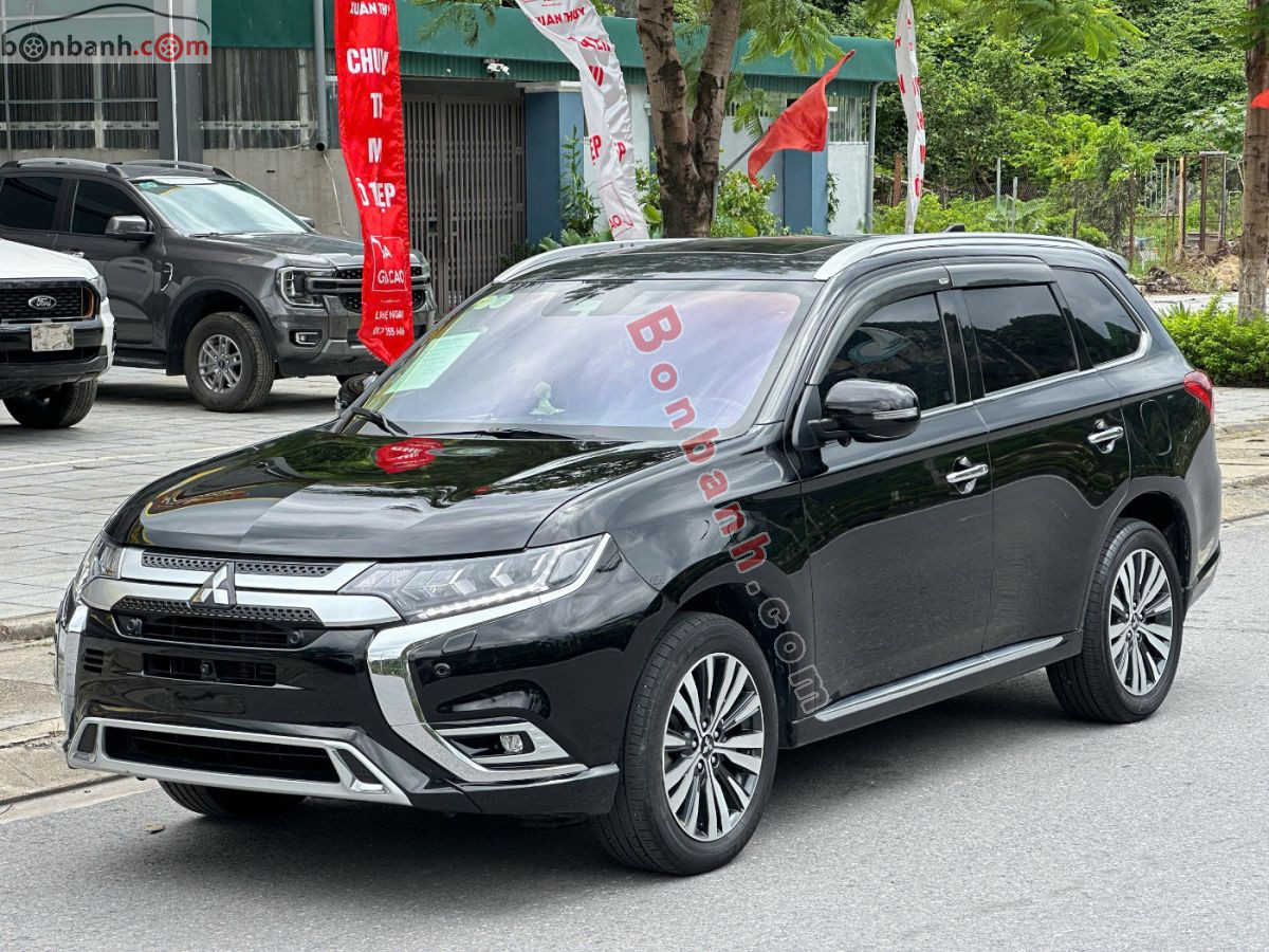 Bán ô tô Mitsubishi Outlander Premium 2.0 CVT - 2022 - xe cũ