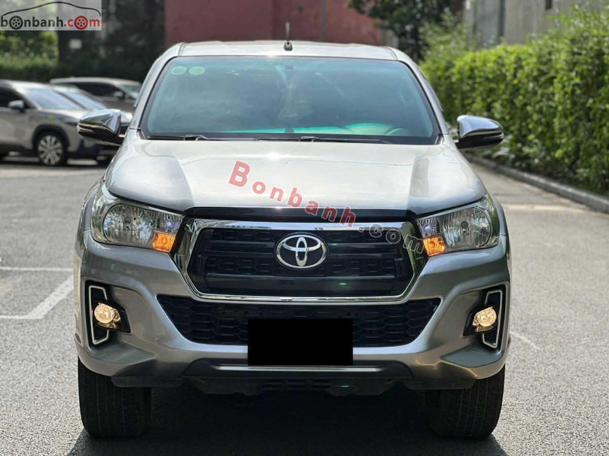 Bán ô tô Toyota Hilux 2.4E 4x2 AT - 2019 - xe cũ
