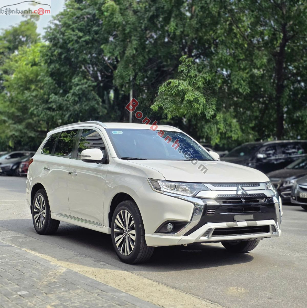 Bán ô tô Mitsubishi Outlander 2.0 CVT - 2022 - xe cũ