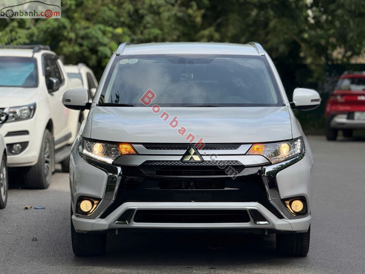 Bán ô tô Mitsubishi Outlander 2.0 CVT - 2022 - xe cũ