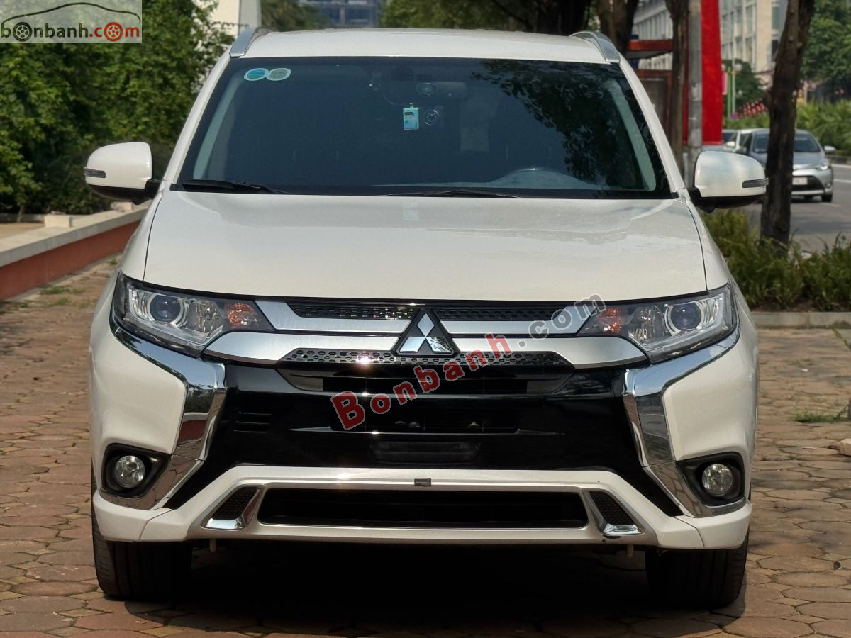 Bán ô tô Mitsubishi Outlander 2.0 CVT - 2022 - xe cũ