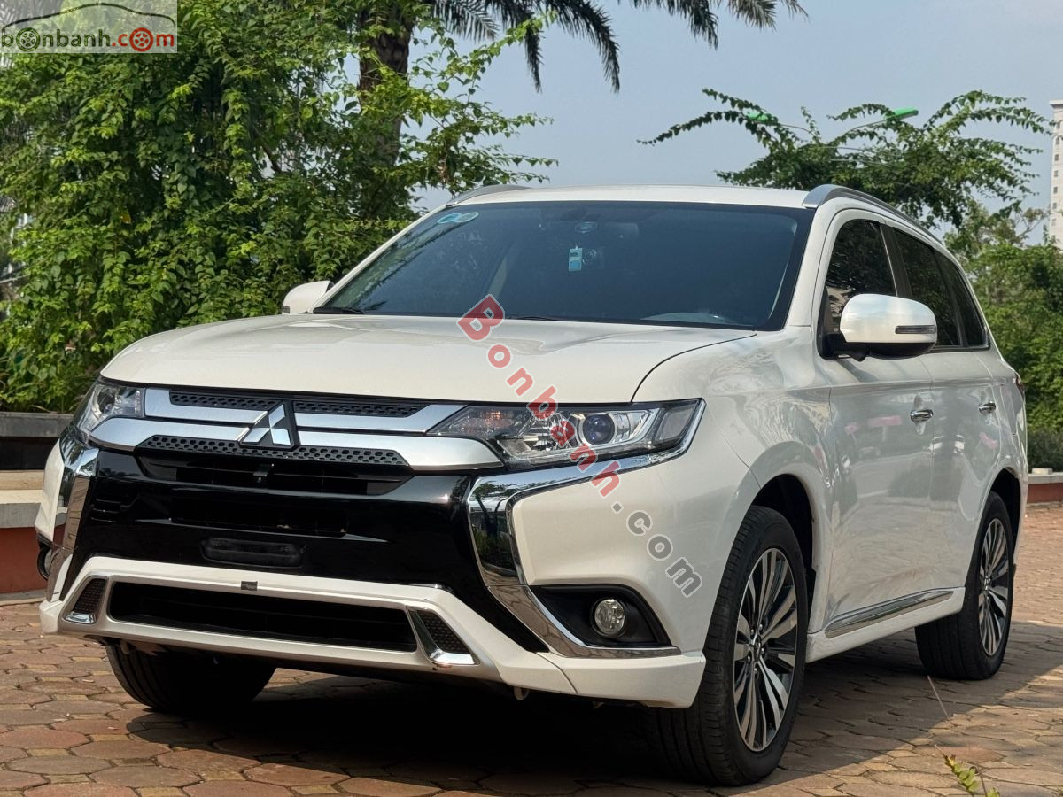Bán ô tô Mitsubishi Outlander 2.0 CVT - 2022 - xe cũ