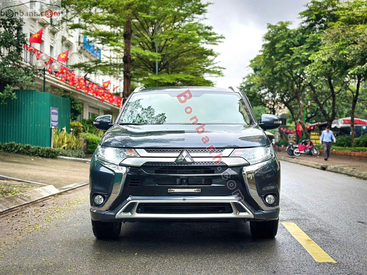 Bán ô tô Mitsubishi Outlander 2.0 CVT - 2022 - xe cũ