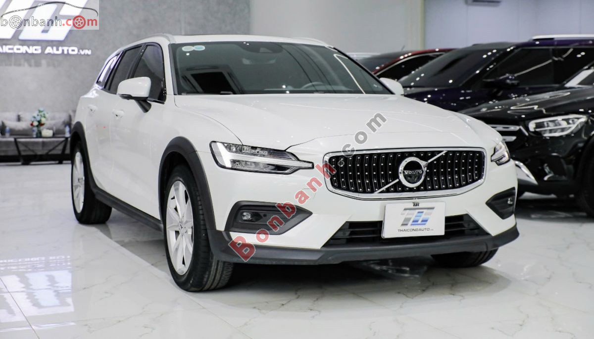 Bán ô tô Volvo V60 Cross Country B5 AWD - 2022 - xe cũ