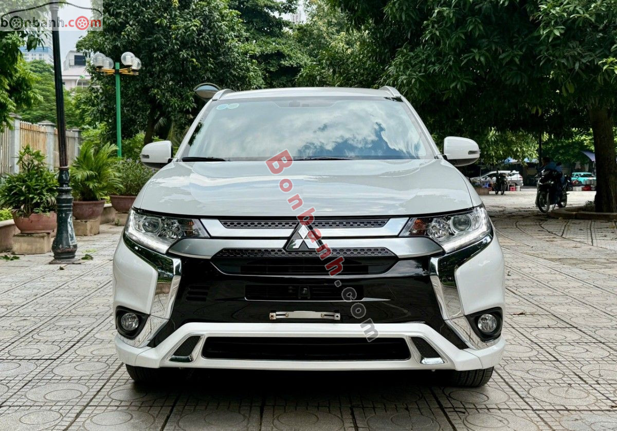 Bán ô tô Mitsubishi Outlander 2.0 CVT - 2023 - xe cũ